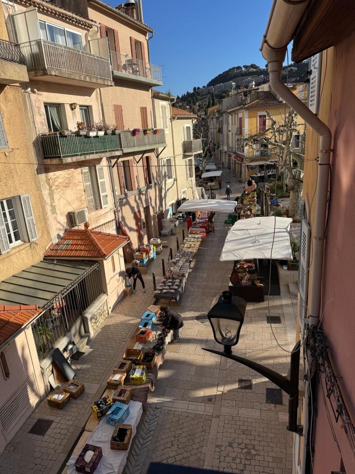Un Balcon, Au Coeur Du Village كاسيس المظهر الخارجي الصورة